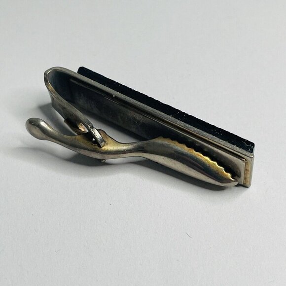 Vintage Tie Clip Bar - Silver Violin & Music Notes on Black Musician Theme (V6) - Picture 3 of 5